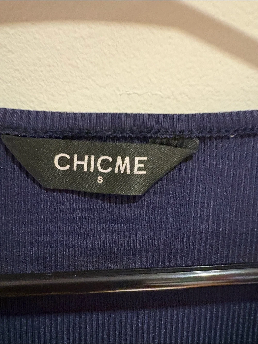 chic Navy Ribbed Knit Top with Black Label - Picture 2 of 5